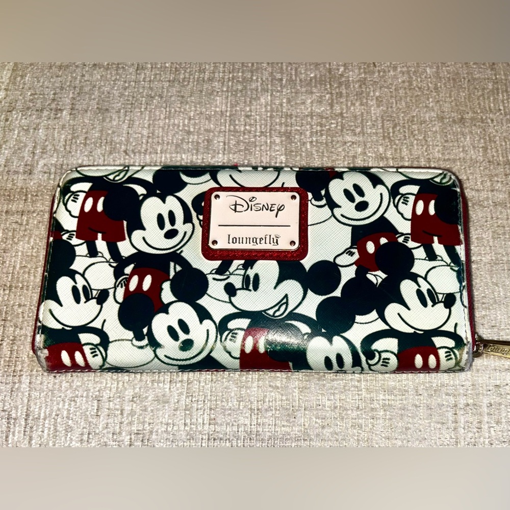 Disney x Loungefly Mickey Minnie Wallet Red White Polka Dot Disney Mom Park Day